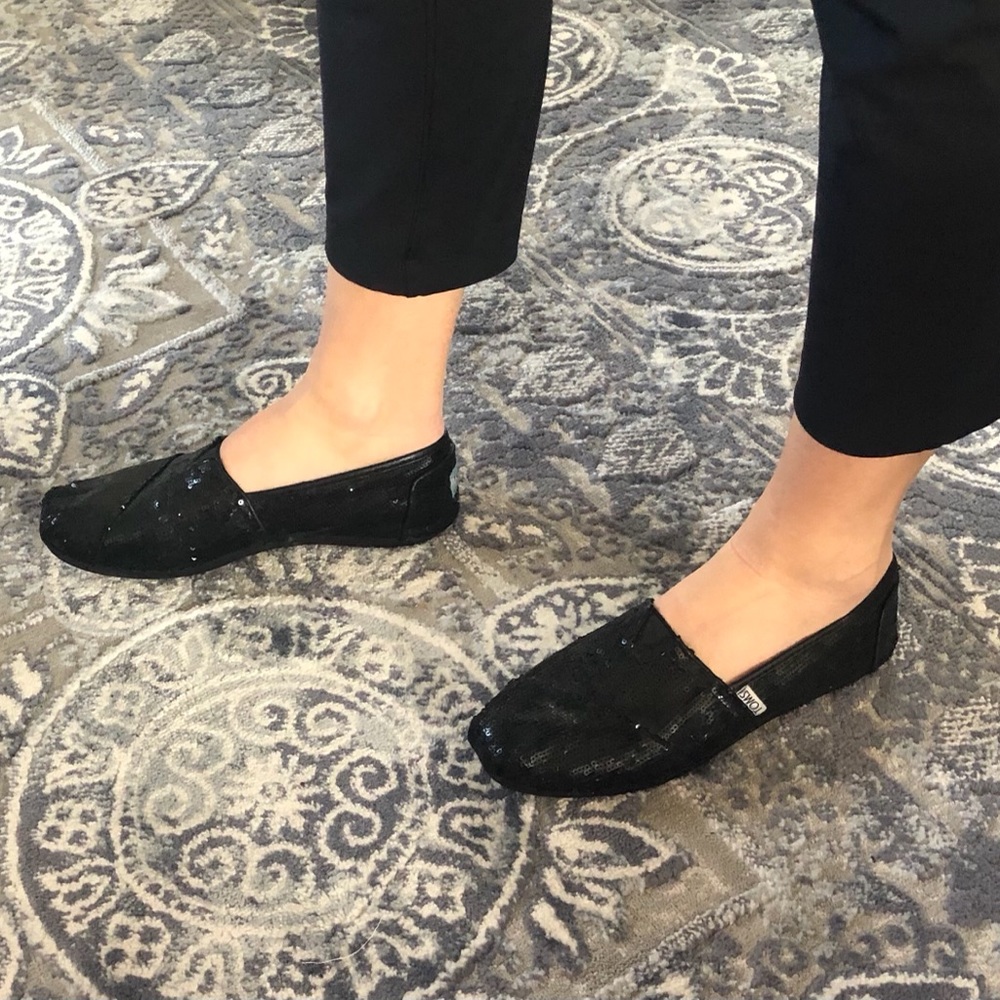 Toms